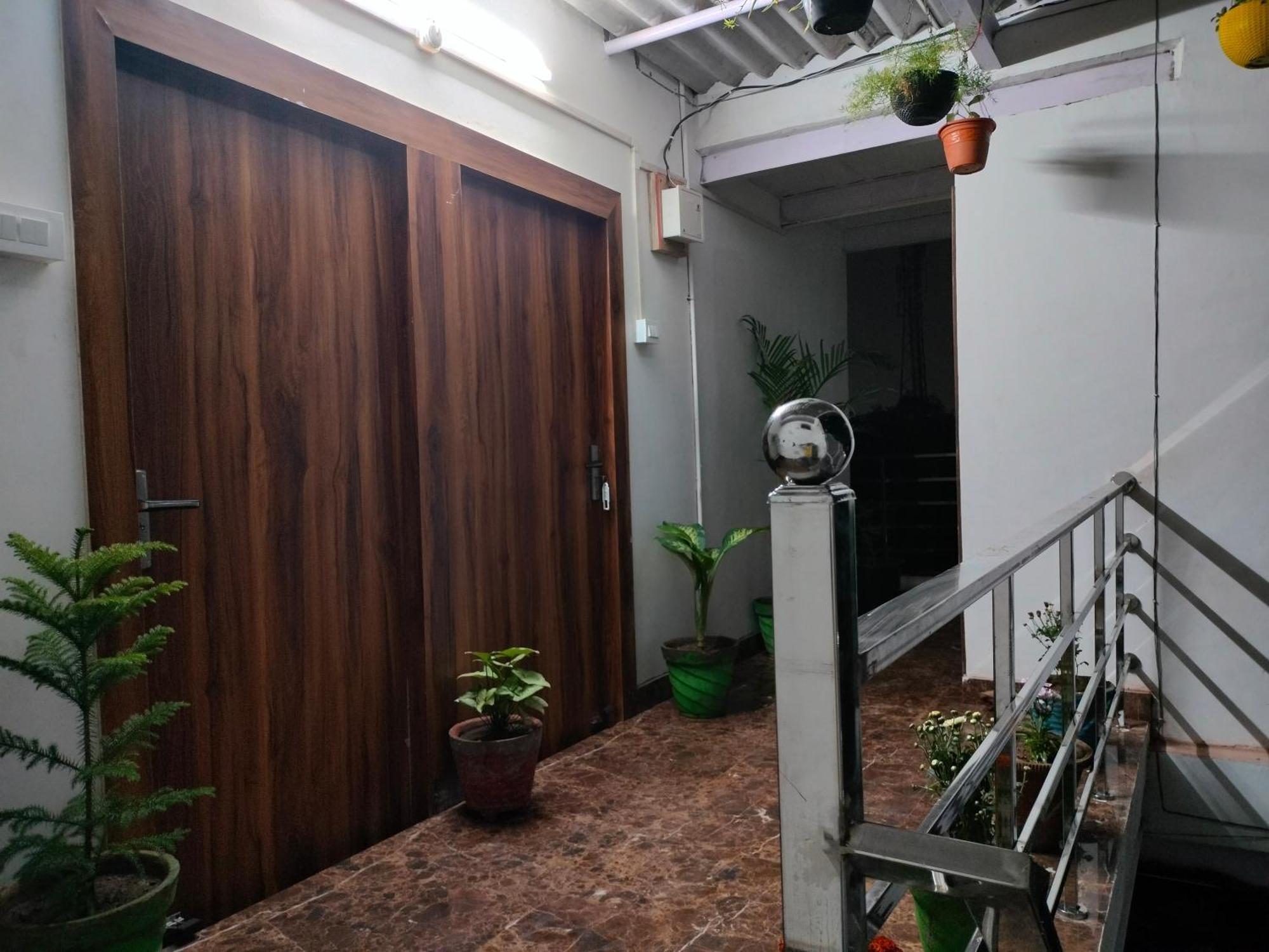 Kishan Home Stay Mathura Exterior foto